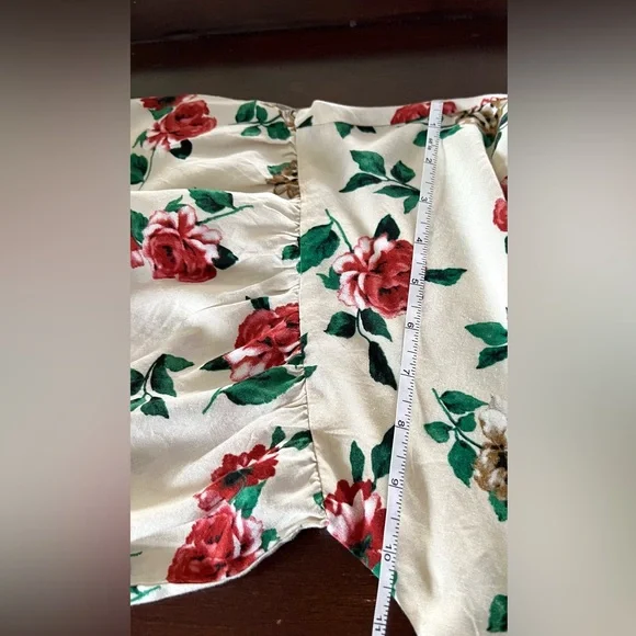 Plus Avenue Floral 🌸Women’s Blouse - Picture 9 of 9